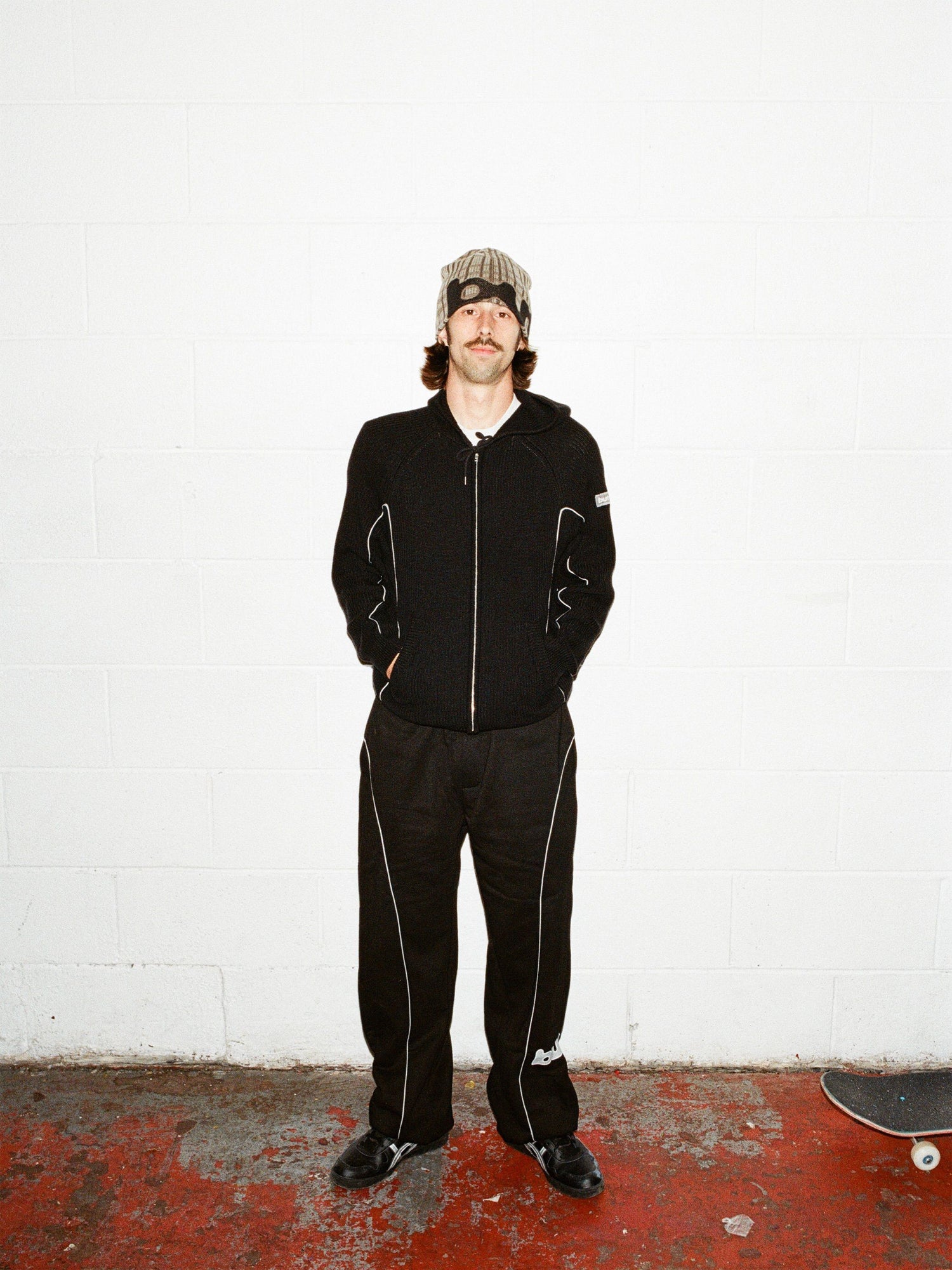 Dougie Knit Zip-Thru Hood, Black