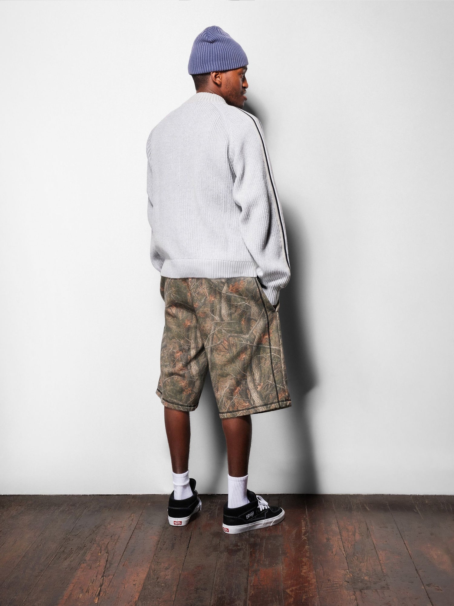 Overlock Stitch Fleece Shorts, Ash